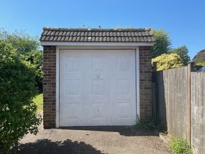 Garage 1- click for photo gallery